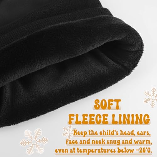 Balaclava Barn sort vinterhette med synlig mykt fleecefôr, nærbilde fra siden og snøfnugg-grafikk rundt.