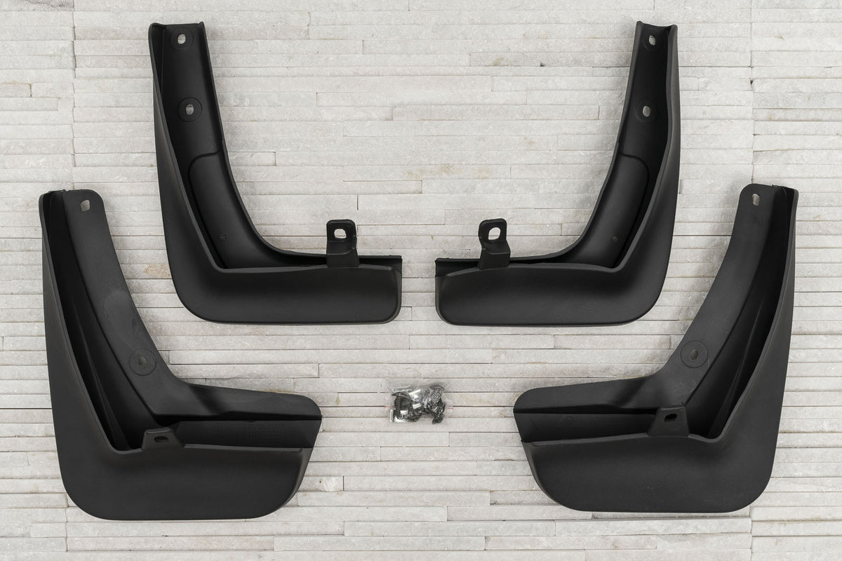 Ven-Tuning skvettlapp til Bmw 1 (F40) – svart ABS-materiale