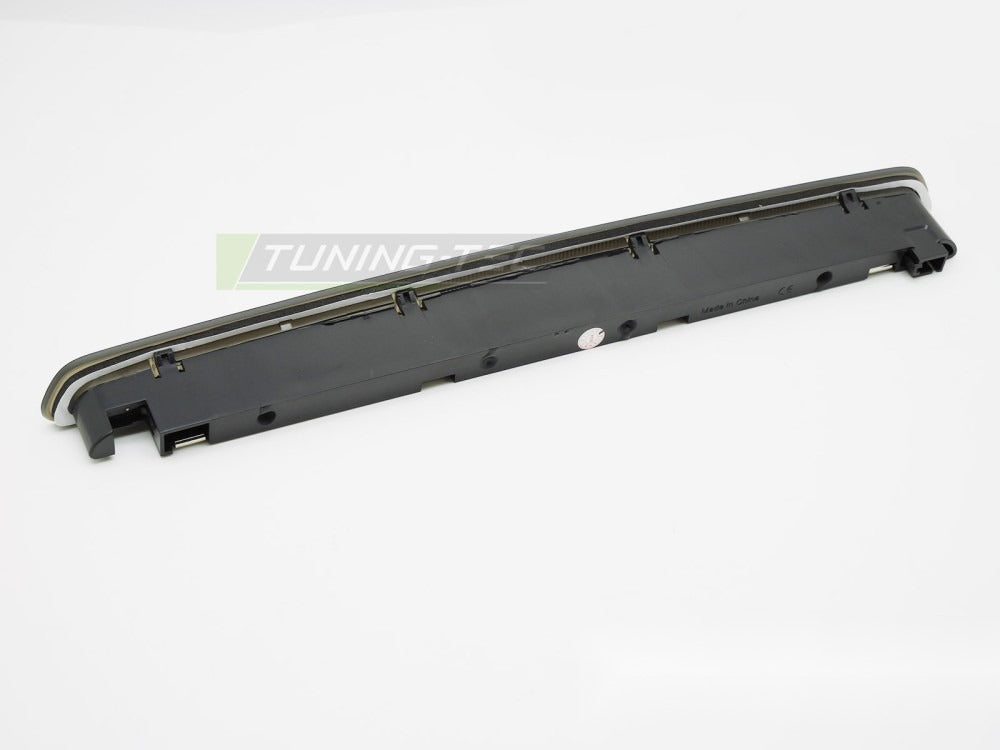 Bremselys VW T6/T6.1 Tailgate 16-22 sett fra siden — profil synlig.