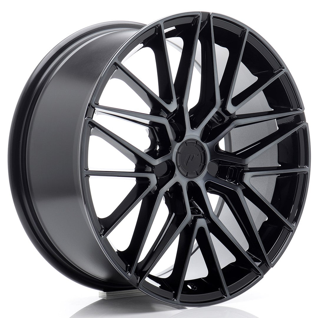 Felg JR Wheels JR38 18x8" Black – sett forfra
