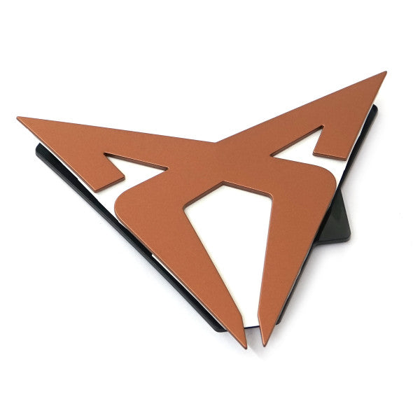 Emblem Cupra Born > Copper - sett forfra