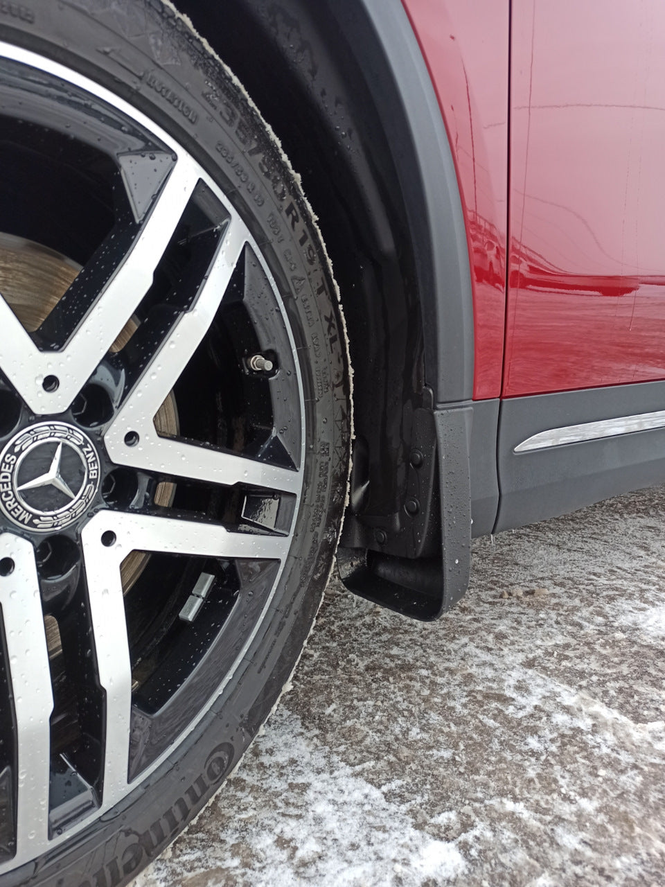 Mercedes OEM skvettlapp til Mercedes EQA (H243) / GLA (H247) – passform SUV