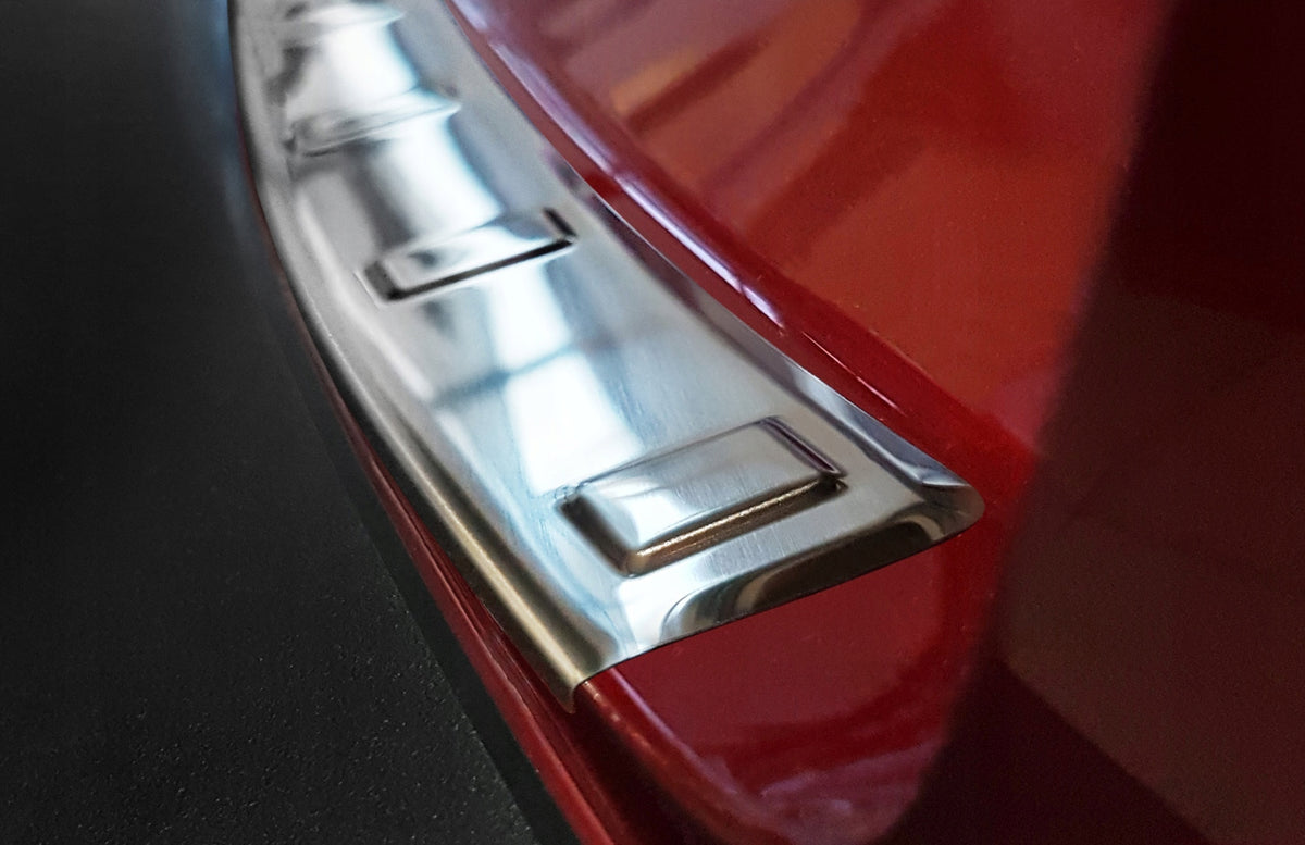 Avisa bakfangerbeskytter til Mazda CX-30 Facelift – enkel 3M-montering