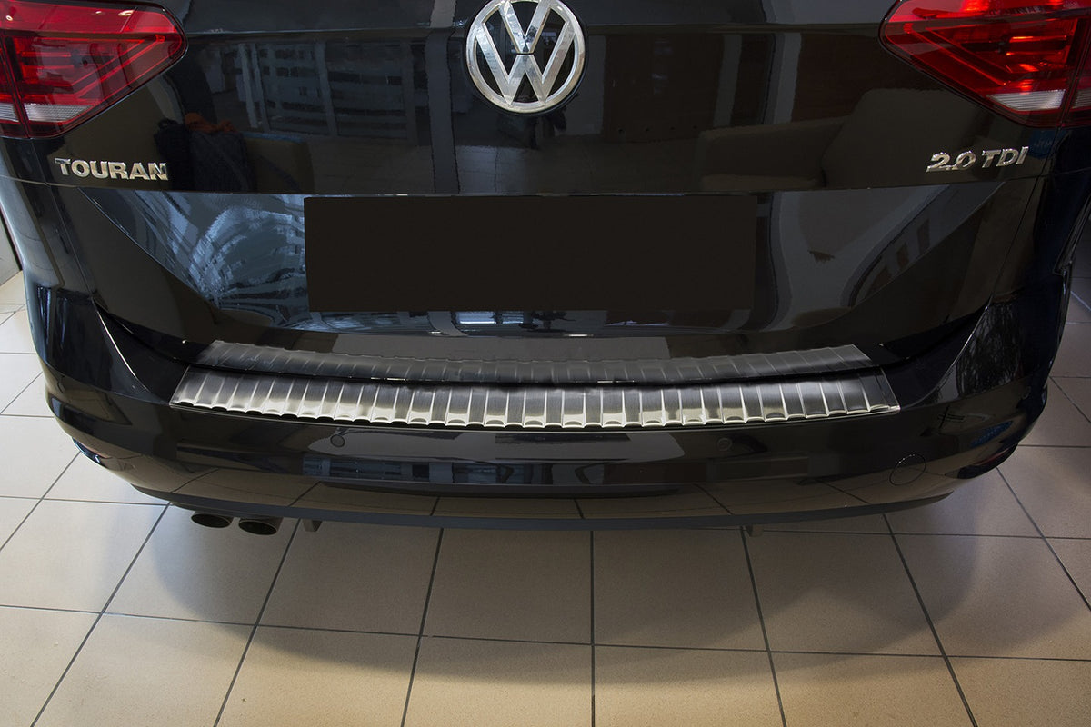 Avisa bakfangerbeskytter til Vw Touran III / R-Line – rustfritt stål børstet
