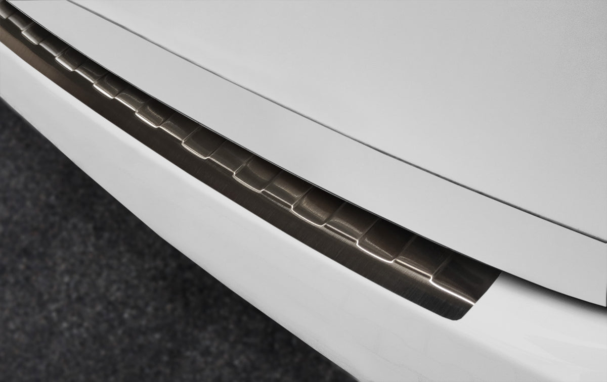 Bakfangerbeskytter Porsche Cayenne II (92A) / Black Edition (2010-2017) – Rustfritt stål - detaljer