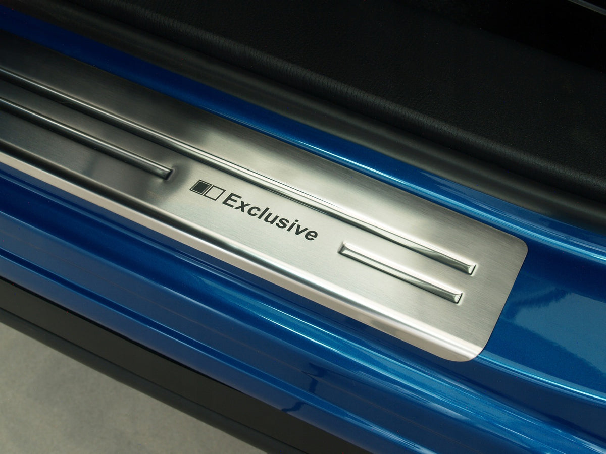 Avisa dørbeskytter til Mazda CX-5 / Exclusive Edition Silver – satin sølv finish