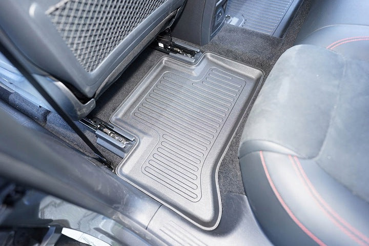Gulvmatter Mercedes EQA (2021-) – antiskli luktfrie TPE - sett bakfra