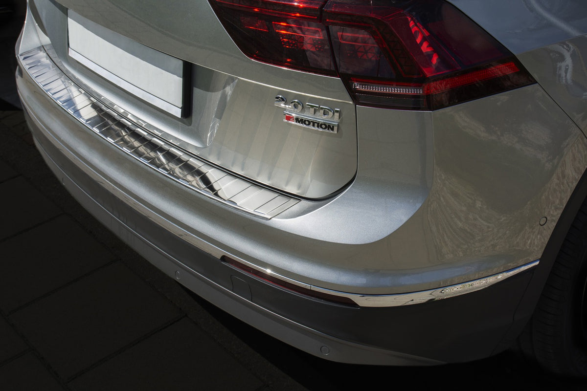 Bakfangerbeskytter Vw Tiguan II / Tiguan Allspace / Silver Edition (2016-2024) – Rustfritt stål - detaljer