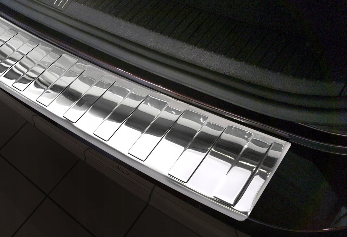 Bakfangerbeskytter Vw Passat B8 Variant (2014-2023) – rustfritt stål - detaljer