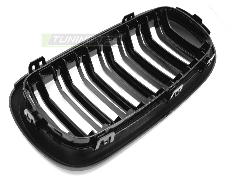 Grill X5 F15 + X6 F16 blank sort med festedetaljer.