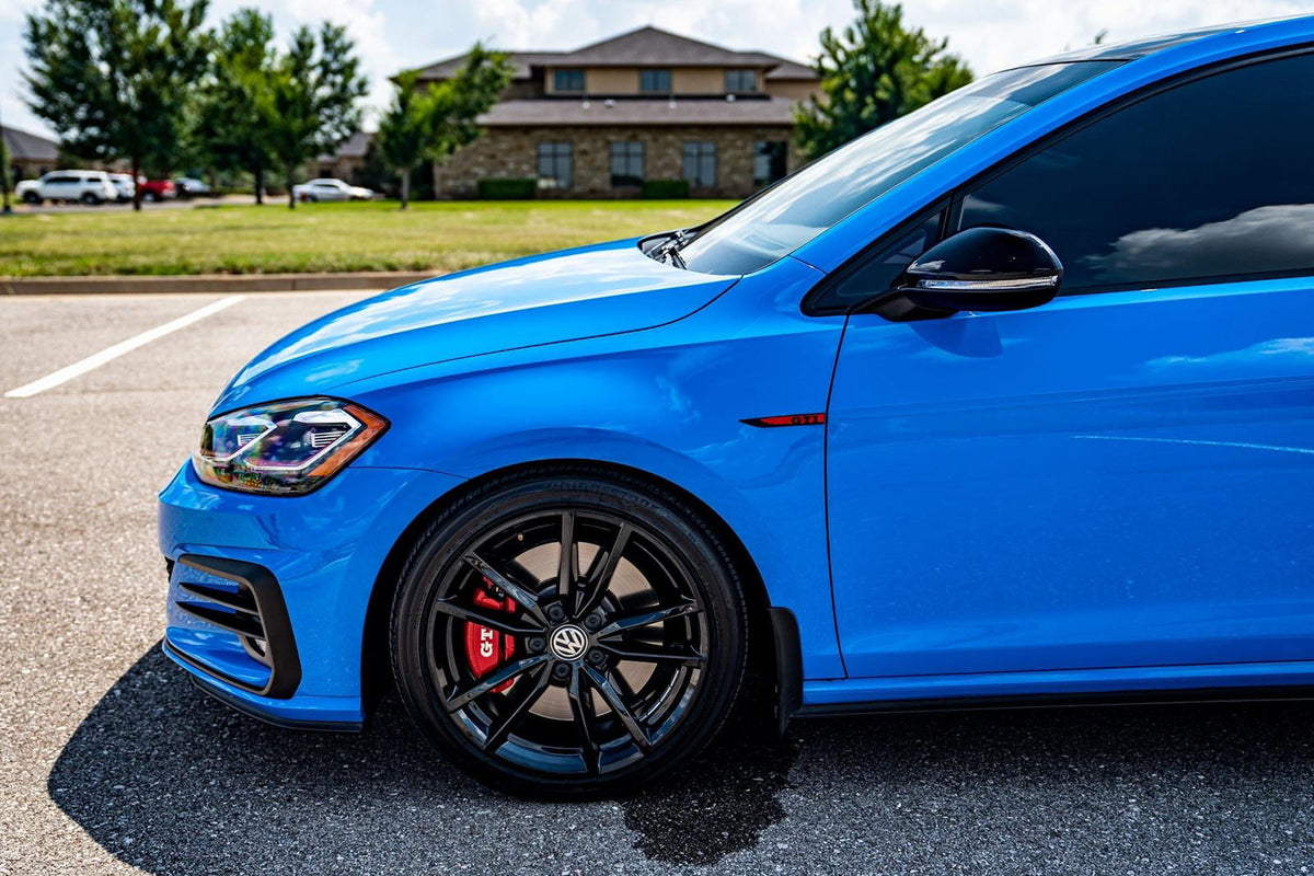 Ven-Tuning skvettlapp til Vw Golf VII GTI / sett 4 stk. – svart ABS-materiale