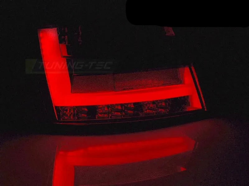 Baklykter Audi A6 C6 Sedan 04.04-08 Red Smoke Led Bar 6-PIN | Nomax.no🥇_2