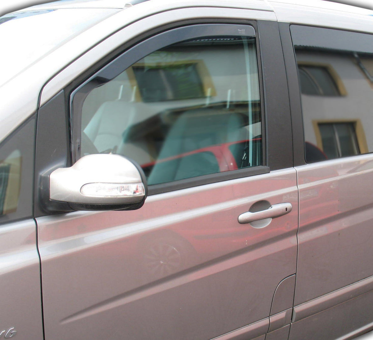 Heko vindavviser til Mercedes Vito (W639) / Viano (W639) – spesialtilpasset