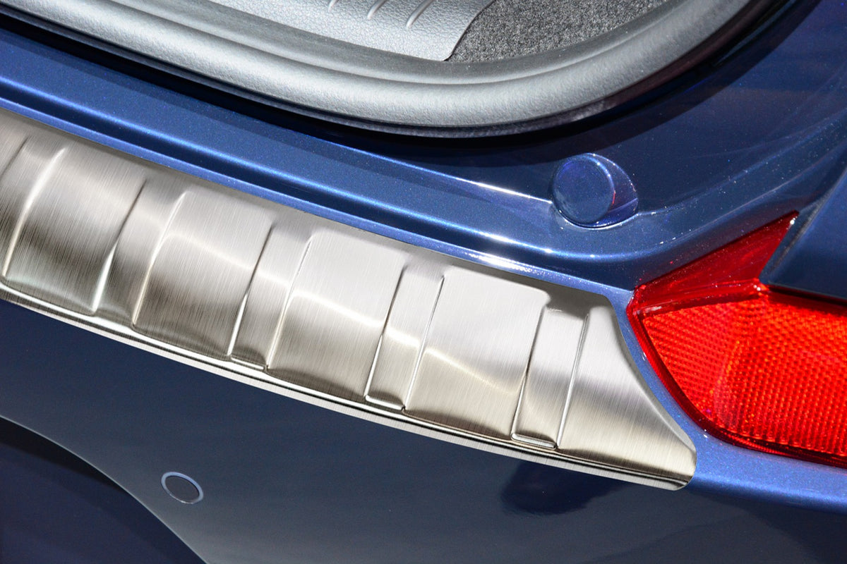 Bakfangerbeskytter Hyundai i30 III Hatchback (2017-) – Rustfritt stål - detaljer