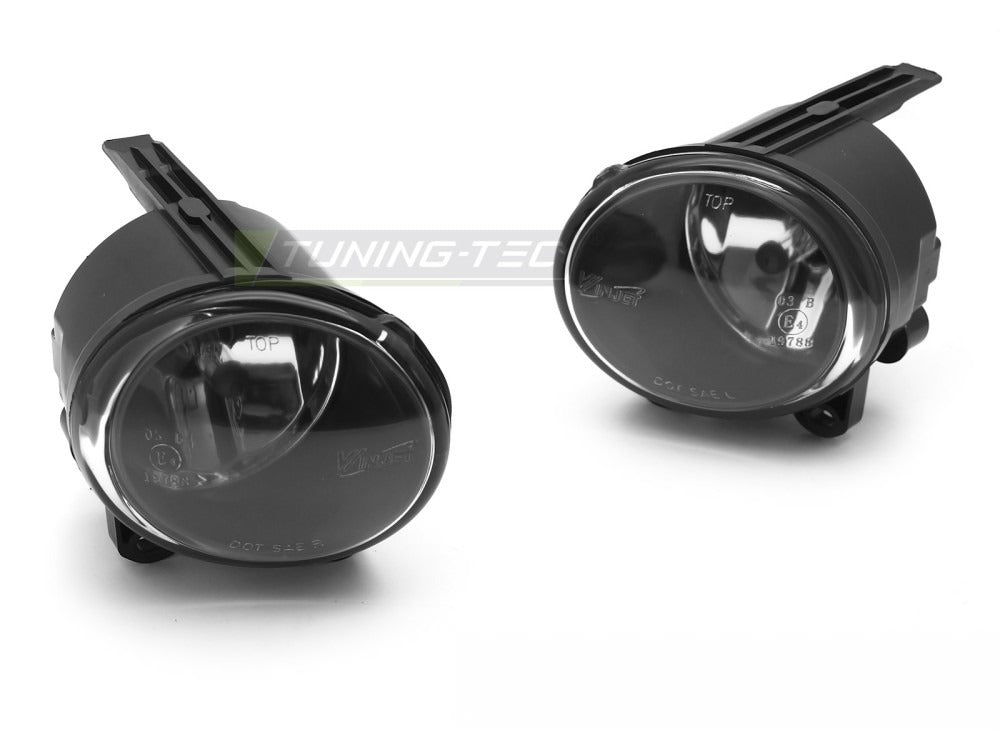 Tåkelys Clear til BMW X5 E53 LCI 03-06 sett rett bakfra på hvit bakgrunn.