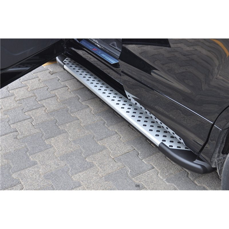 Stigtrinn Ford Kuga II Facelift ARP (2016-2019) - detaljer