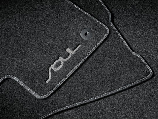 Kia OEM stoffmatter til Kia e-Soul II – antiskli underside