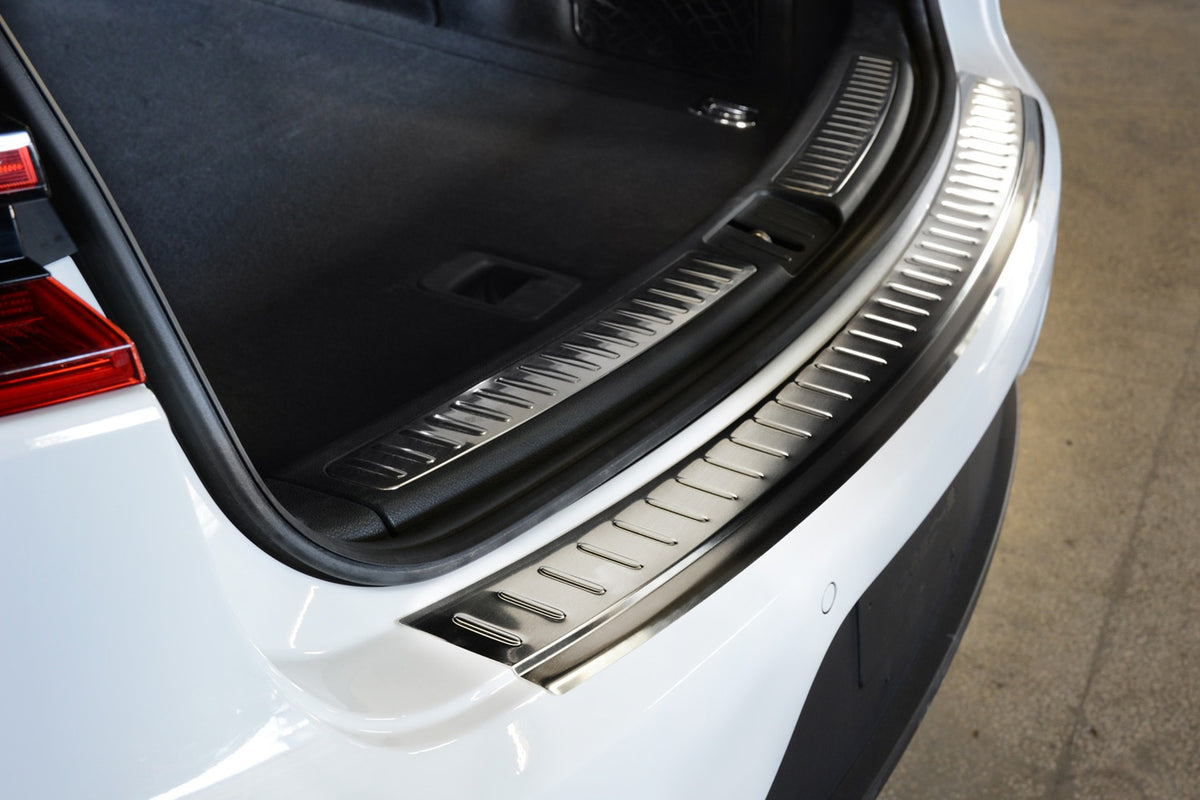 Avisa bakfangerbeskytter til Porsche Macan I (95B) – perfekt passform i rustfritt stål