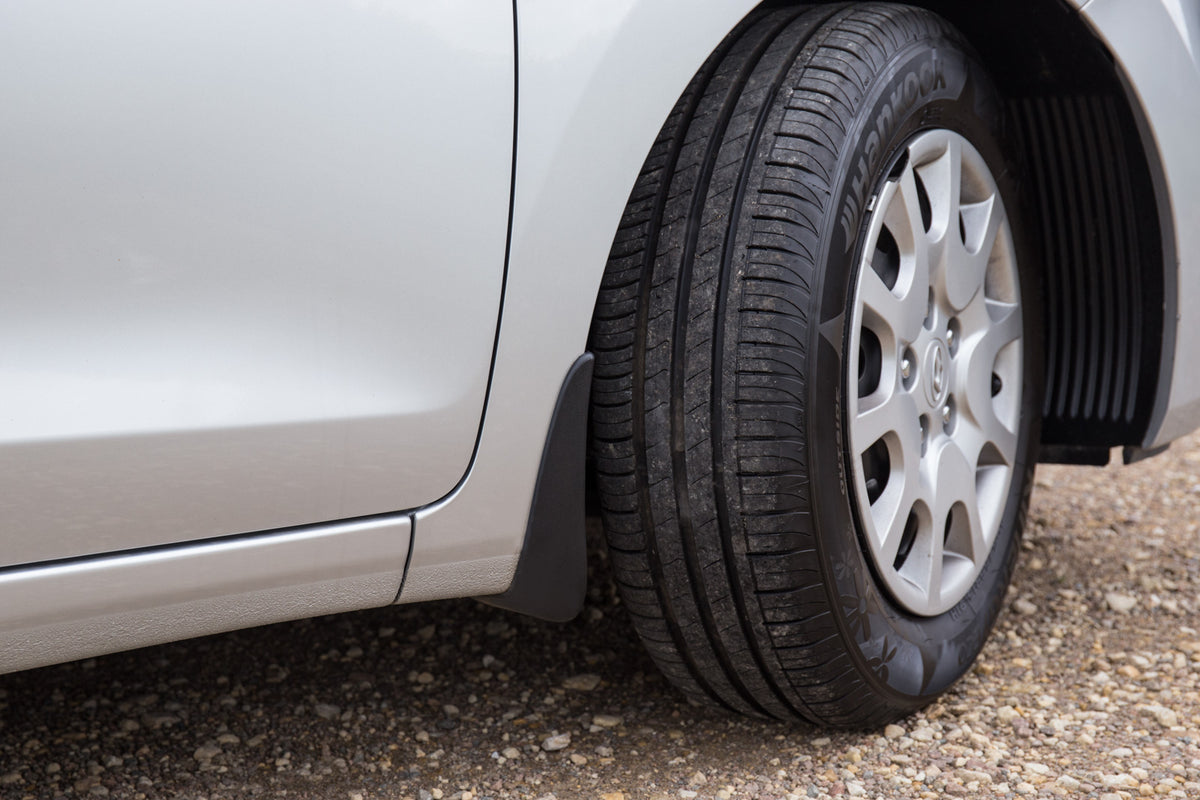 Ven-Tuning skvettlapp til Hyundai i30 II – svart ABS-materiale