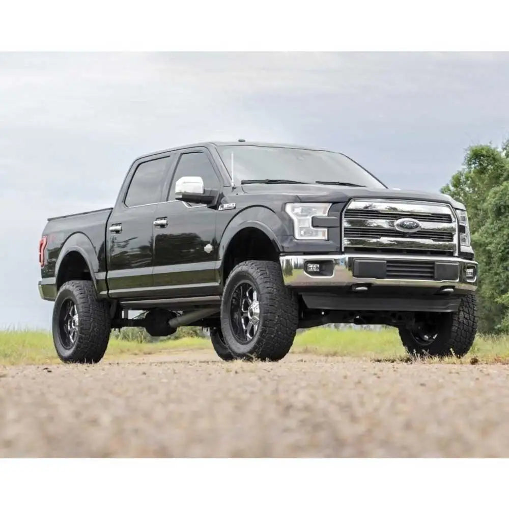 6 ?Løftesett Rough Country - Tilpasset Ford F150 15-20
