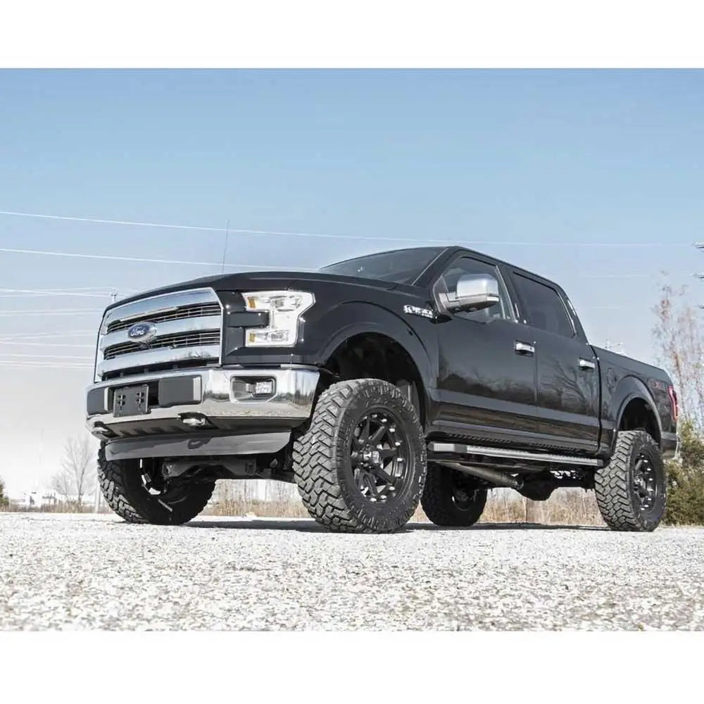 6 ?Løftesett Rough Country - Tilpasset Ford F150 15-20