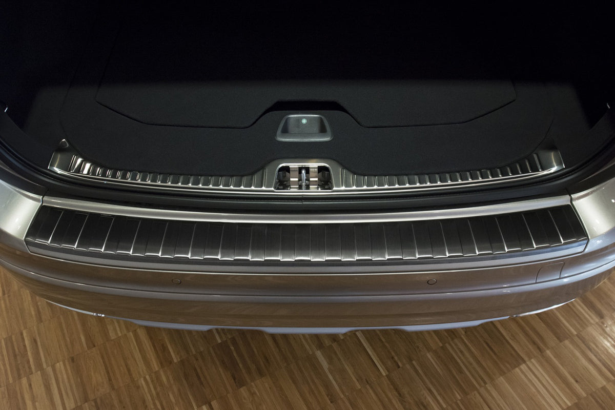 Avisa bakfangerbeskytter til Volvo XC60 I Facelift / Black Edition – enkel 3M-montering