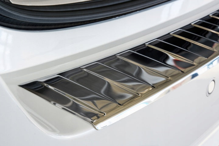 Avisa bakfangerbeskytter til Toyota Auris II Hatchback – enkel 3M-montering