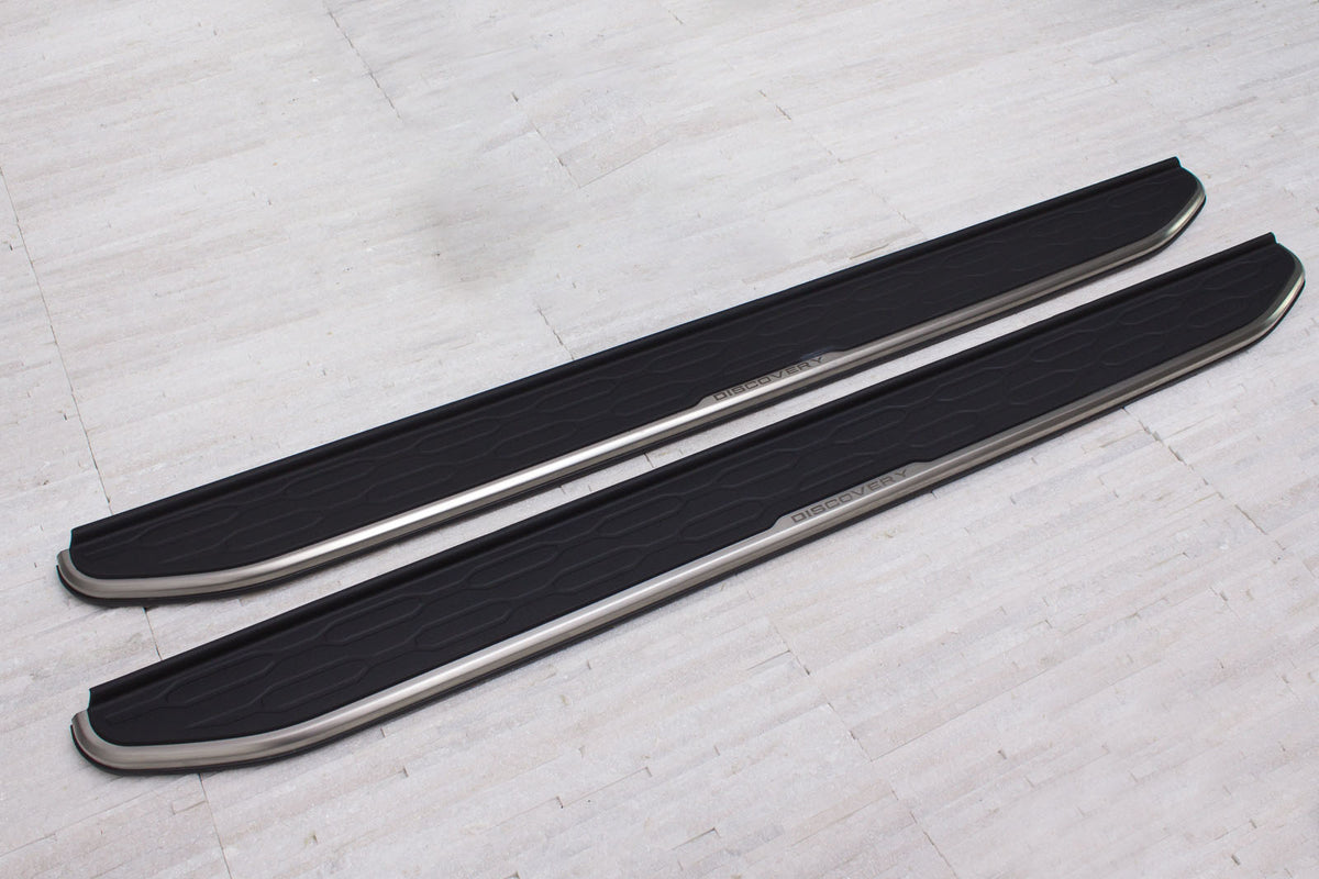 Stigtrinn Land Rover Discovery Sport (L550) Ventshield (2014-) - nærbilde