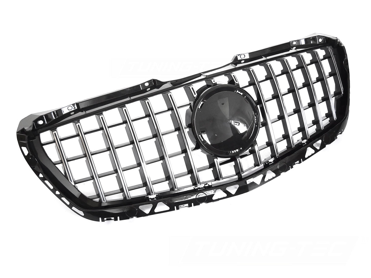 Grill GT Style til Mercedes Sprinter W906 13-18 i blank sort/krom sett rett forfra på hvit bakgrunn.