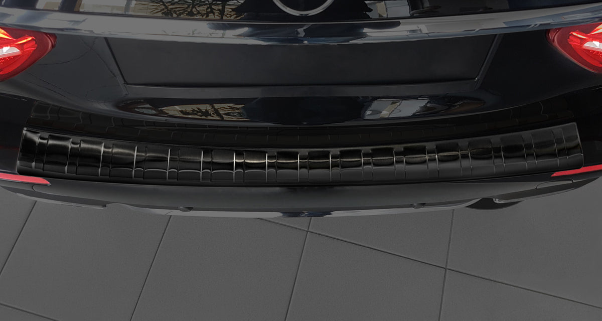Avisa bakfangerbeskytter til Mercedes E (S213) Stasjonsvogn – svart blank overflate