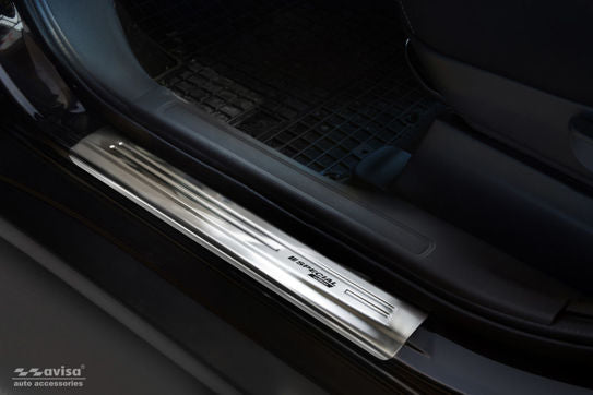 Avisa dørbeskytter til Mitsubishi Outlander III / Satin – rustfritt stål