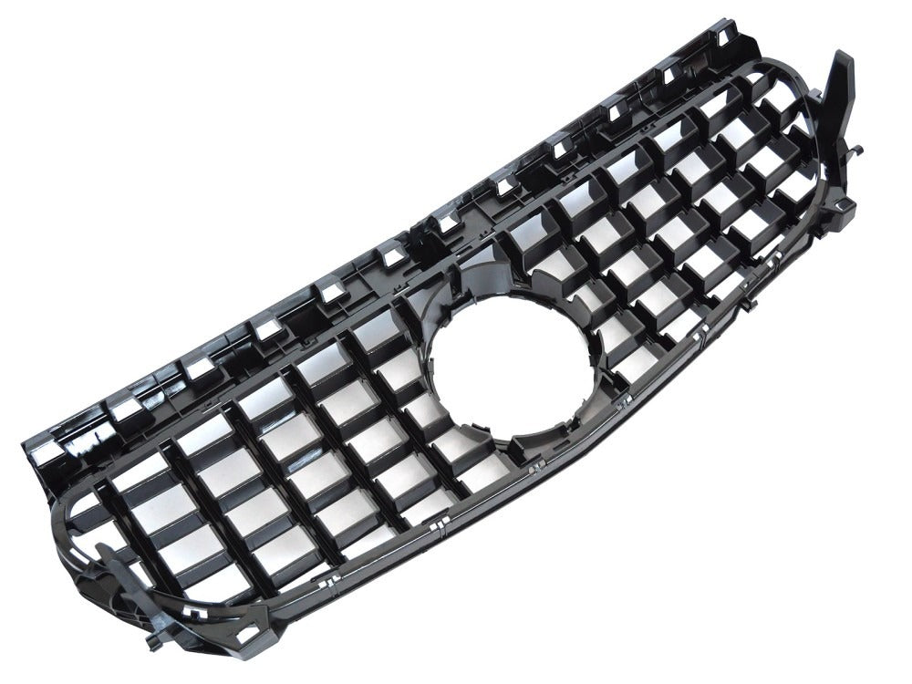 Grill Mercedes CLA W117 13-19 sort/krom med festedetaljer.