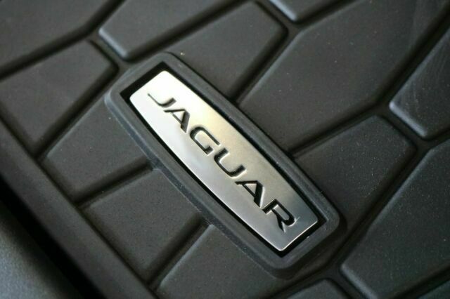 Jaguar OEM bagasjeromsmatte til Jaguar I-Pace – antiskli funksjon