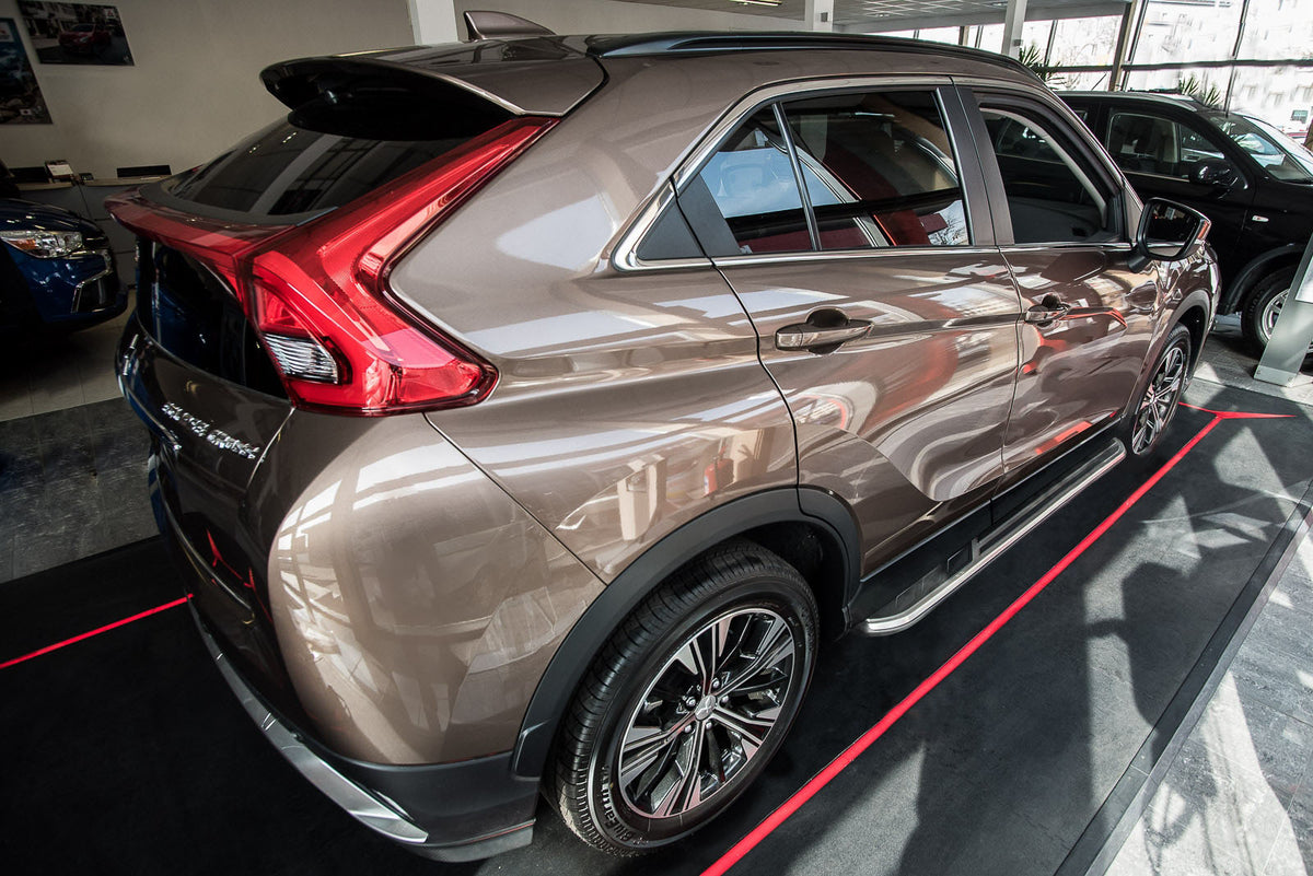 Stigtrinn Mitsubishi Eclipse Cross Ventshield (2018-) - sett forfra