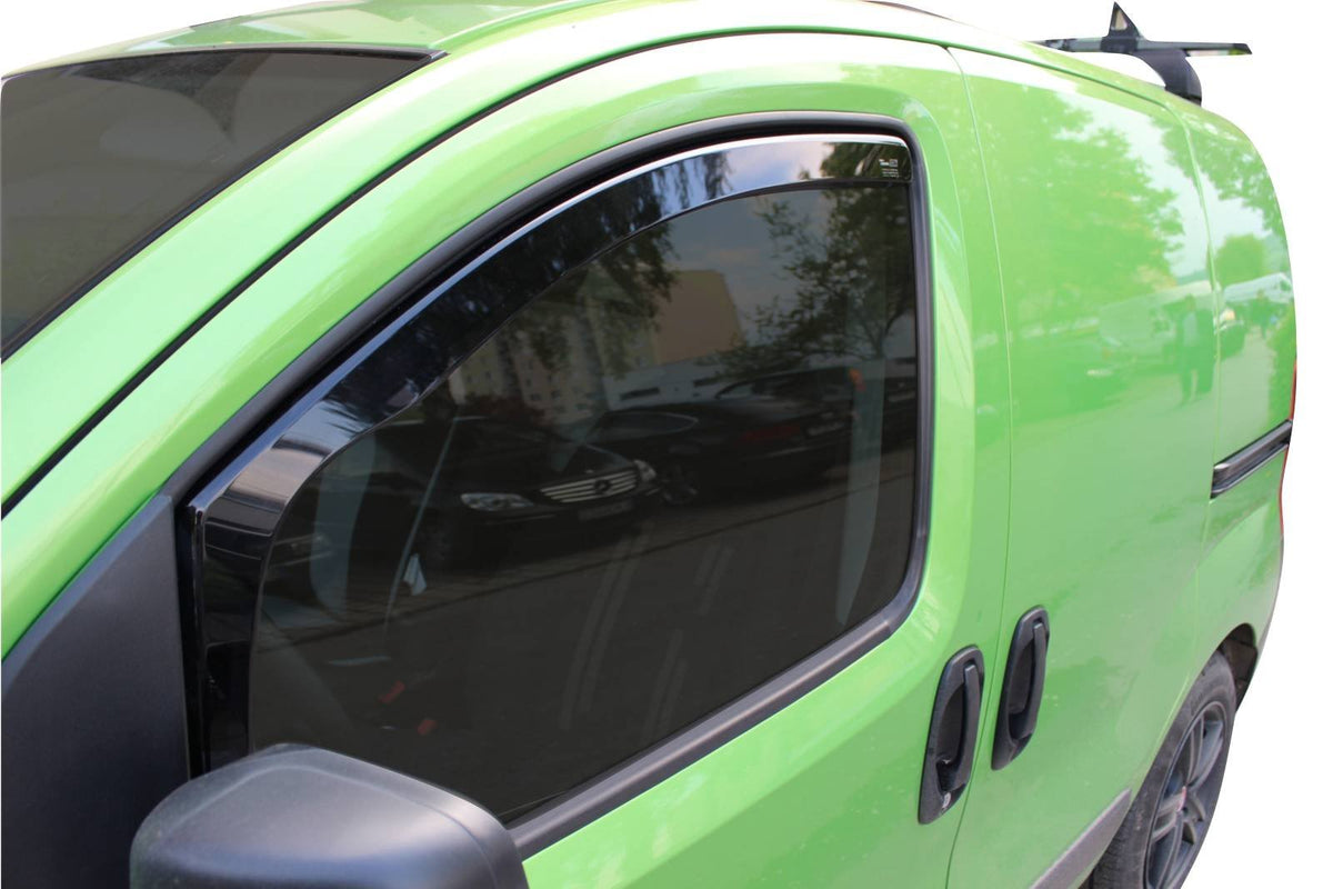 Heko vindavviser til Citroen NEMO/ FIAT FIORINO, QUBO /PEUGEOT BIPPER 4/5-dørs – røyksvart plexi