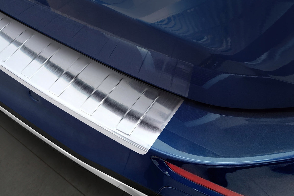 Bakfangerbeskytter Mercedes C (S206) AMG T Model AMG (2021-) – Rustfritt stål - detaljer