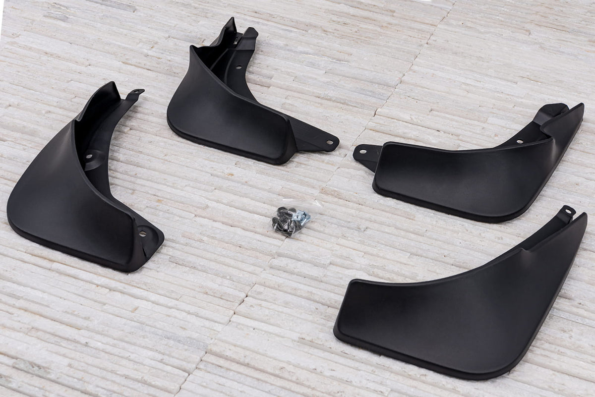 Skvettlapp Mercedes EQC (N293) / modeller med stigbrett - sett 4 stk. (2019-2023) – ABS Automotive - nærbilde