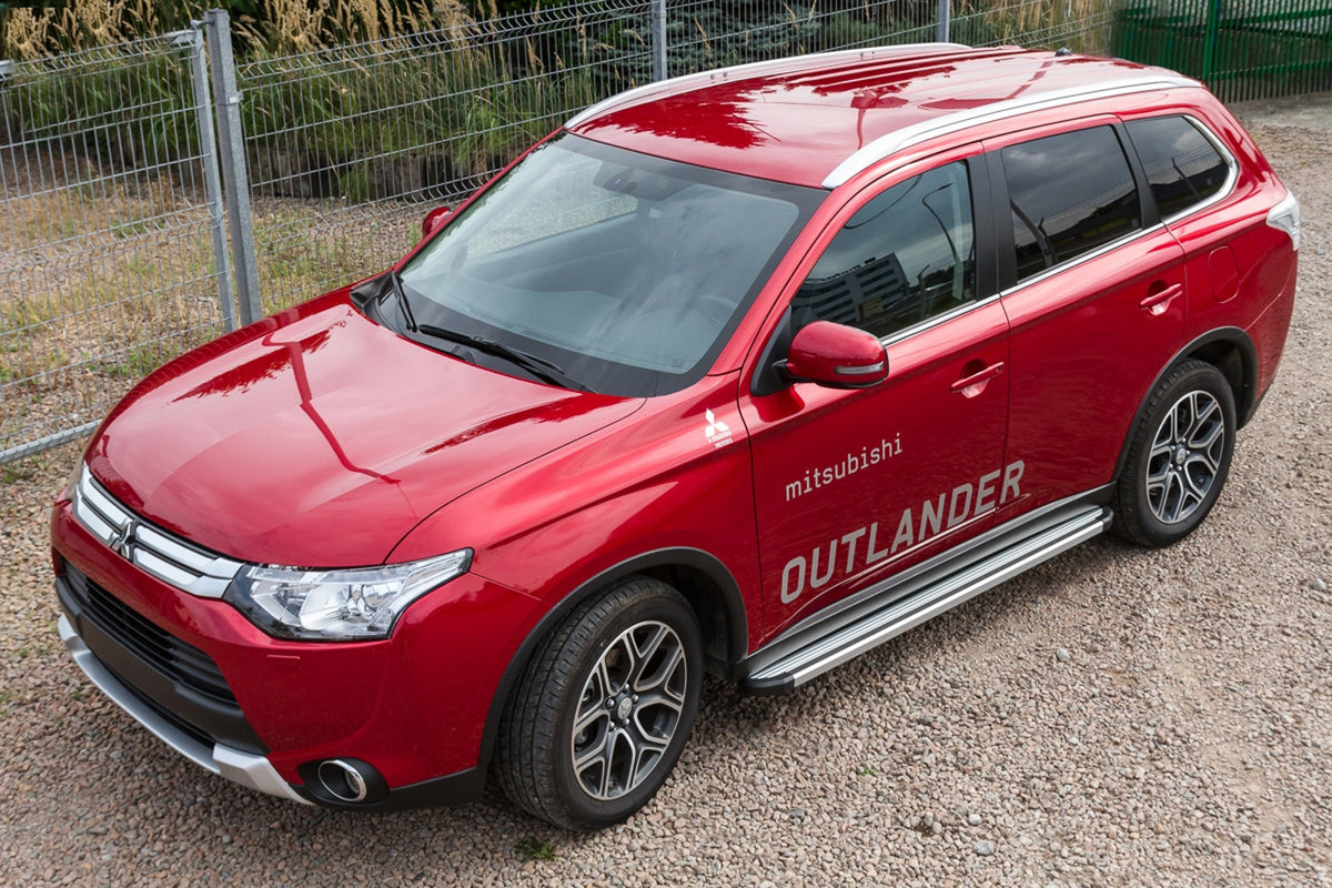 Takrails Ventshield i matt krom til Mitsubishi Outlander III Facelift 2015-2022 for sikker lasttransport