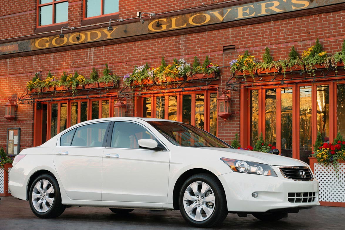 Skvettlapp Honda ACCORD SEDAN (2012-) – ABS - detaljer