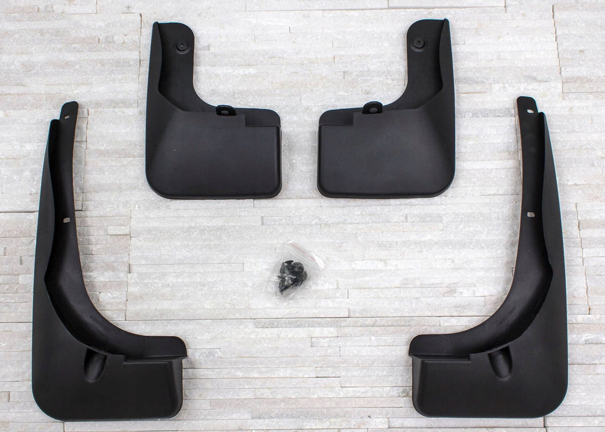 Skvettlapp Toyota RAV4 IV (2013-2015) – ABS - detaljer