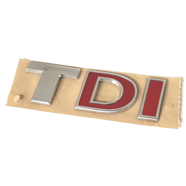 Emblem/logo til Vw TDI VW 7 (5G) Glossy Chrome / Tornado Red i ABS-materiale med blank krom og rød detalj