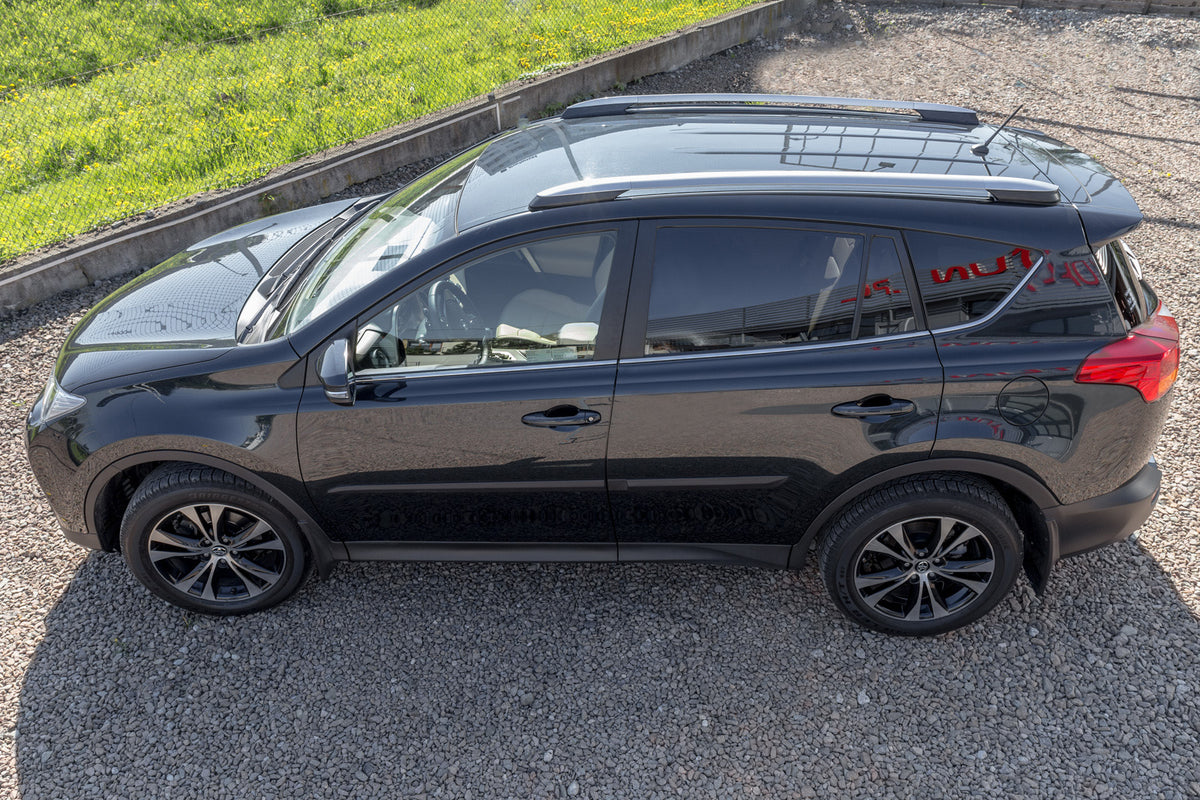 Takrails Ventshield til Toyota RAV4 IV i aluminium og ABS for enkel montering