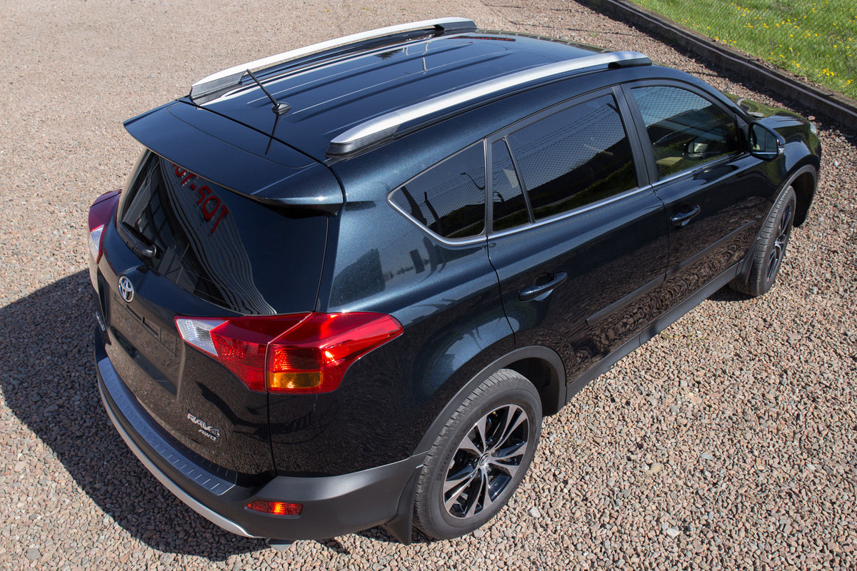 Takrails Toyota RAV4 IV Ventshield (2013-2019) - sett bakfra