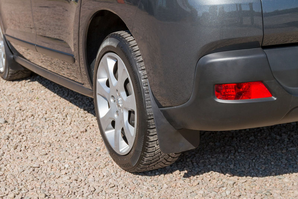 Ven-Tuning skvettlapp til Peugeot 3008 I – svart ABS-materiale