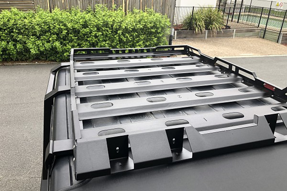 Takstativ Plattform Jeep Wrangler JK Ventshield (2006-2018) - sett forfra