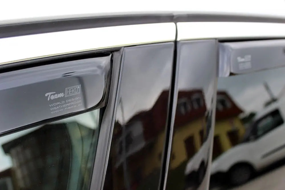 Vindavviser Peugeot 508 I SW Stasjonsvogn (2010-2018) – PMMA Plexi - nærbilde