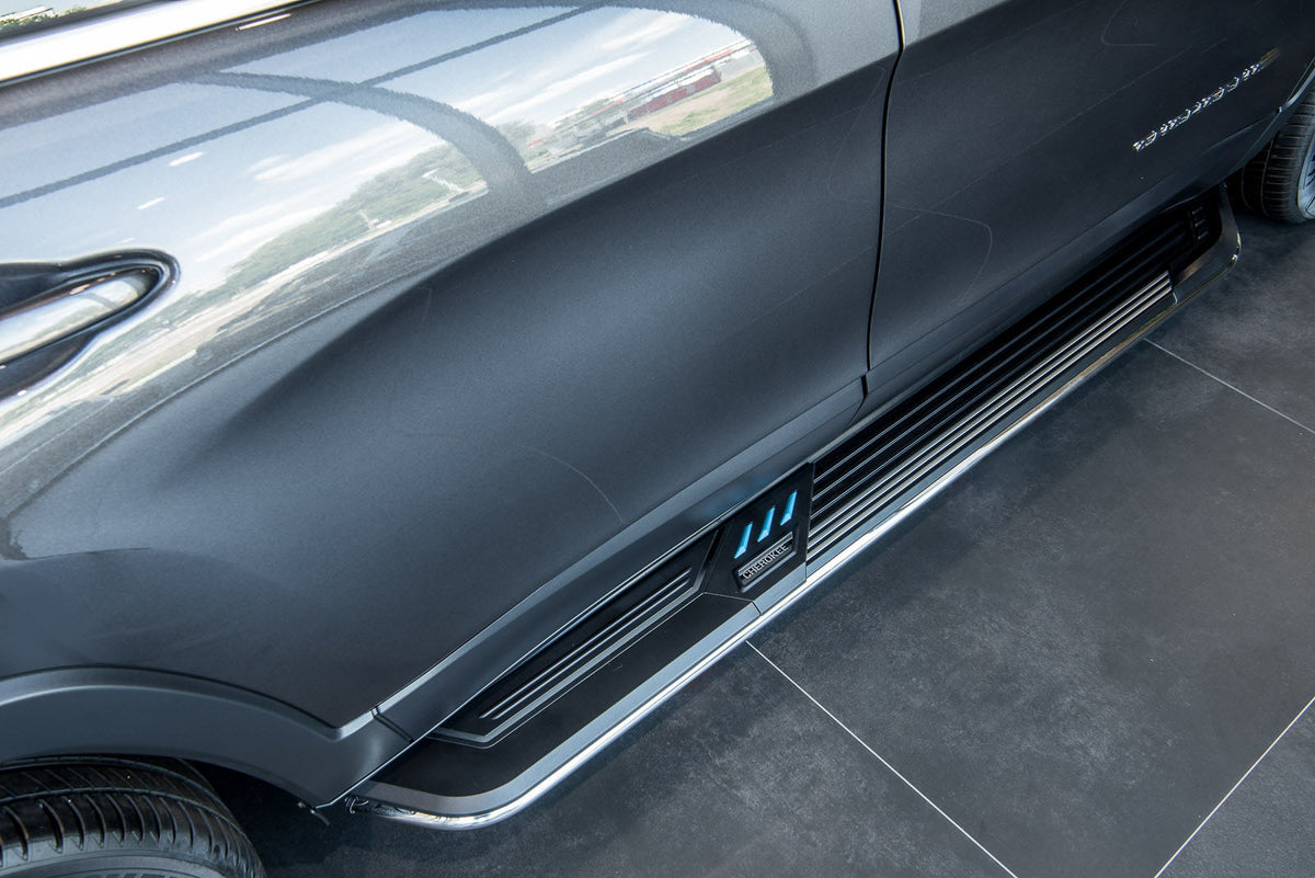 Stigtrinn Ventshield til Jeep Cherokee 2013-2023 i aluminium og ABS, enkel montering