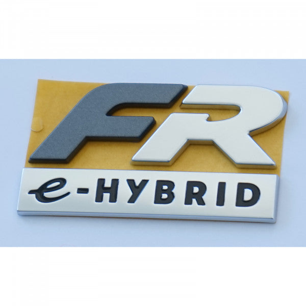 Emblem/logo til Seat FR e-Hybrid Gray-metallic matt i grå-metallic matt, perfekt for bakluke