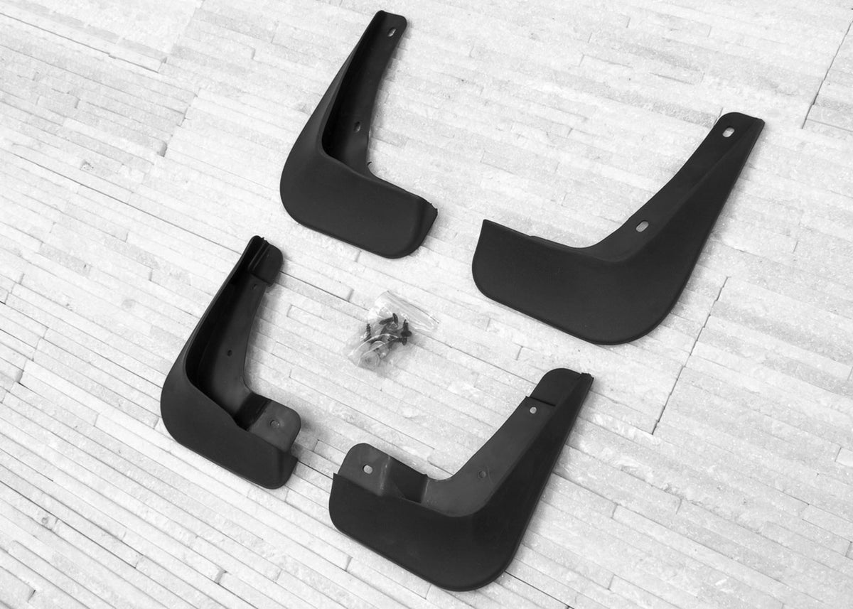 Ven-Tuning skvettlapp til Mitsubishi LANCER VIII – enkel montering