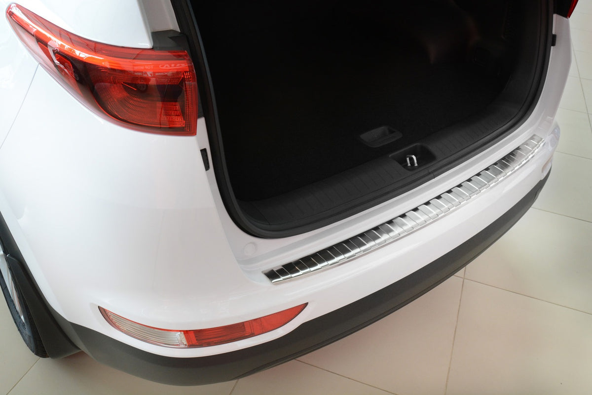 Avisa bakfangerbeskytter til Kia Sportage IV / Silver Edition – rustfritt stål børstet